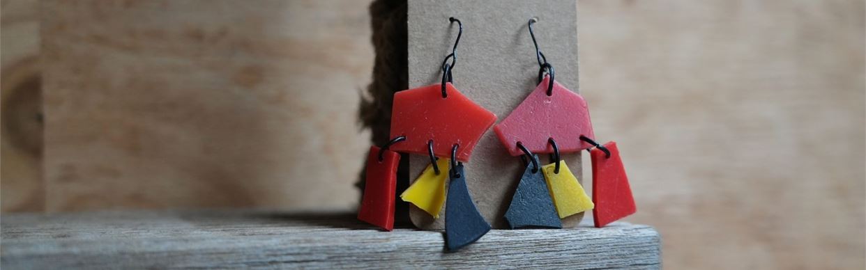 Beach Plastic Assemblage Earring Workshop with Serial BeachComber